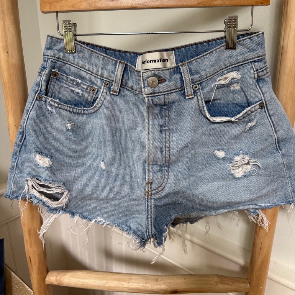 Reformation Distressed High Rise Denim Shorts Light Wash 28 Raw Hem Cut Offs